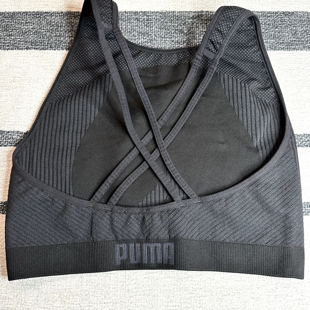 PUMA high neck sports bra